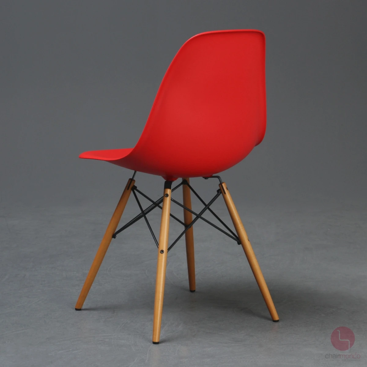 Vitra Side Chair DSW in Rot mit hellem Ahorn Gestell gebraucht