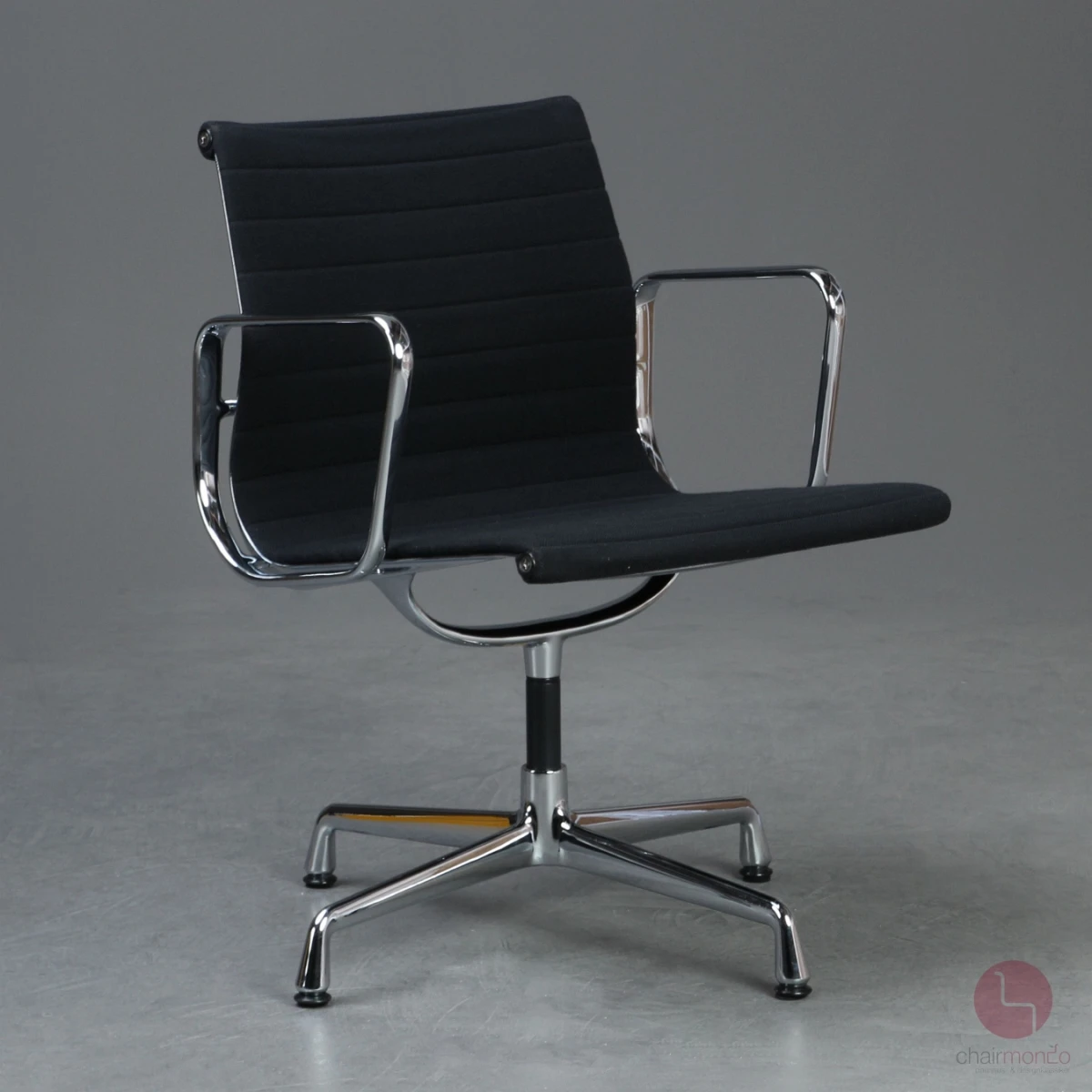 Vitra EA 108 Aluminium Chair Hopsak Schwarz 1980er gebraucht
