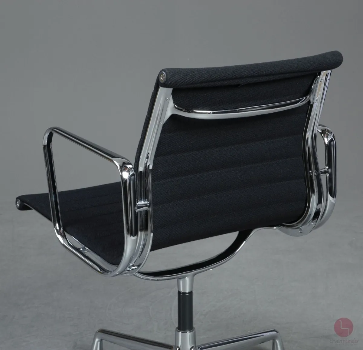 Vitra EA 108 Aluminium Chair Hopsak Schwarz gebraucht
