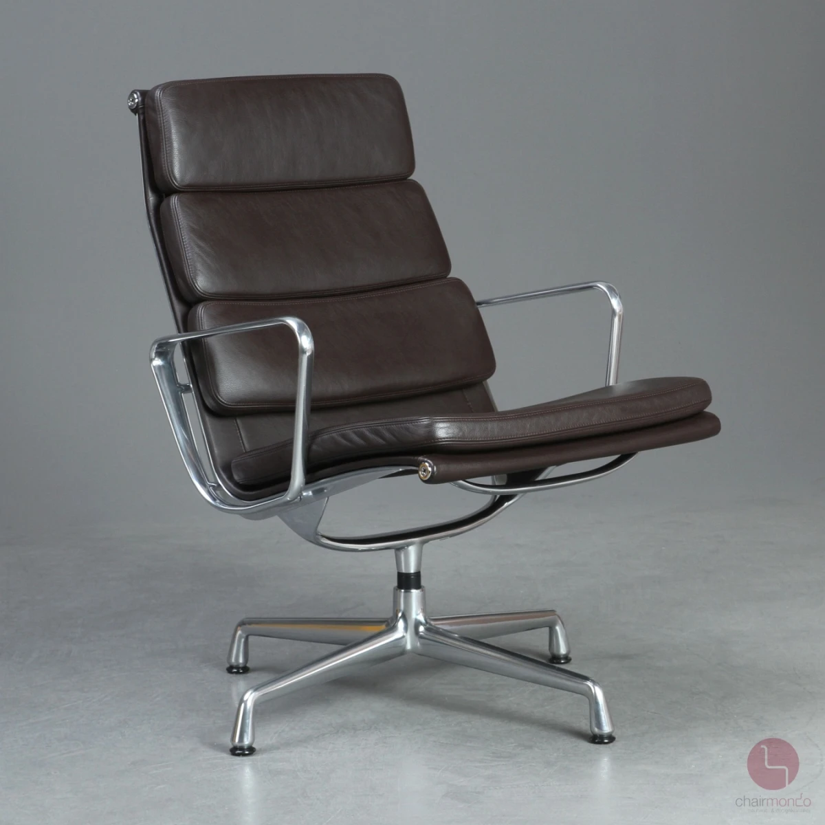 Vitra EA 216 Soft Pad Chair Leder Braun gebraucht