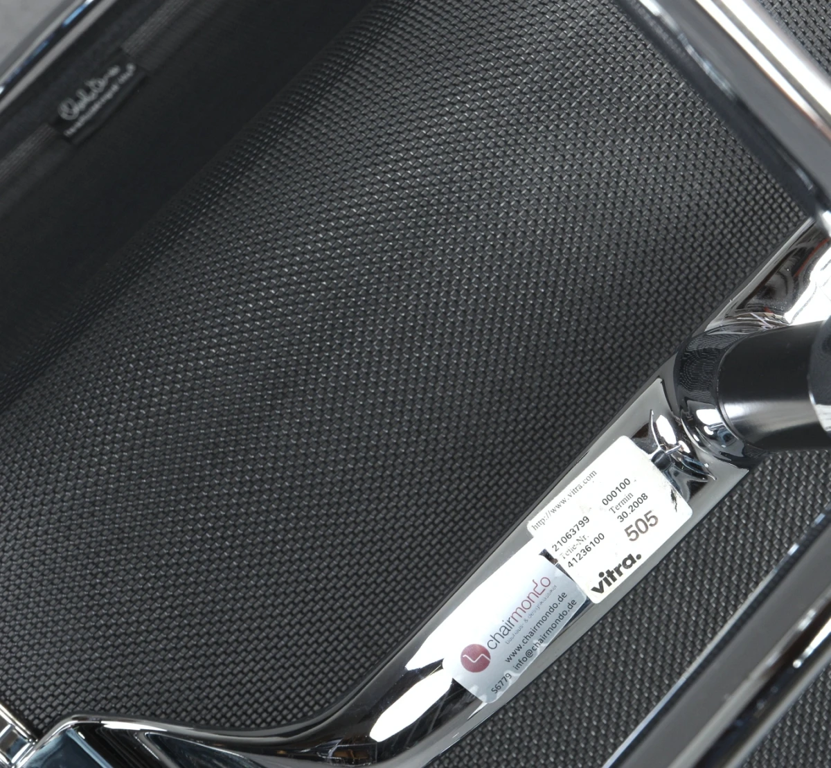 Vitra EA 108 Aluminium Chair Netz Schwarz gebraucht