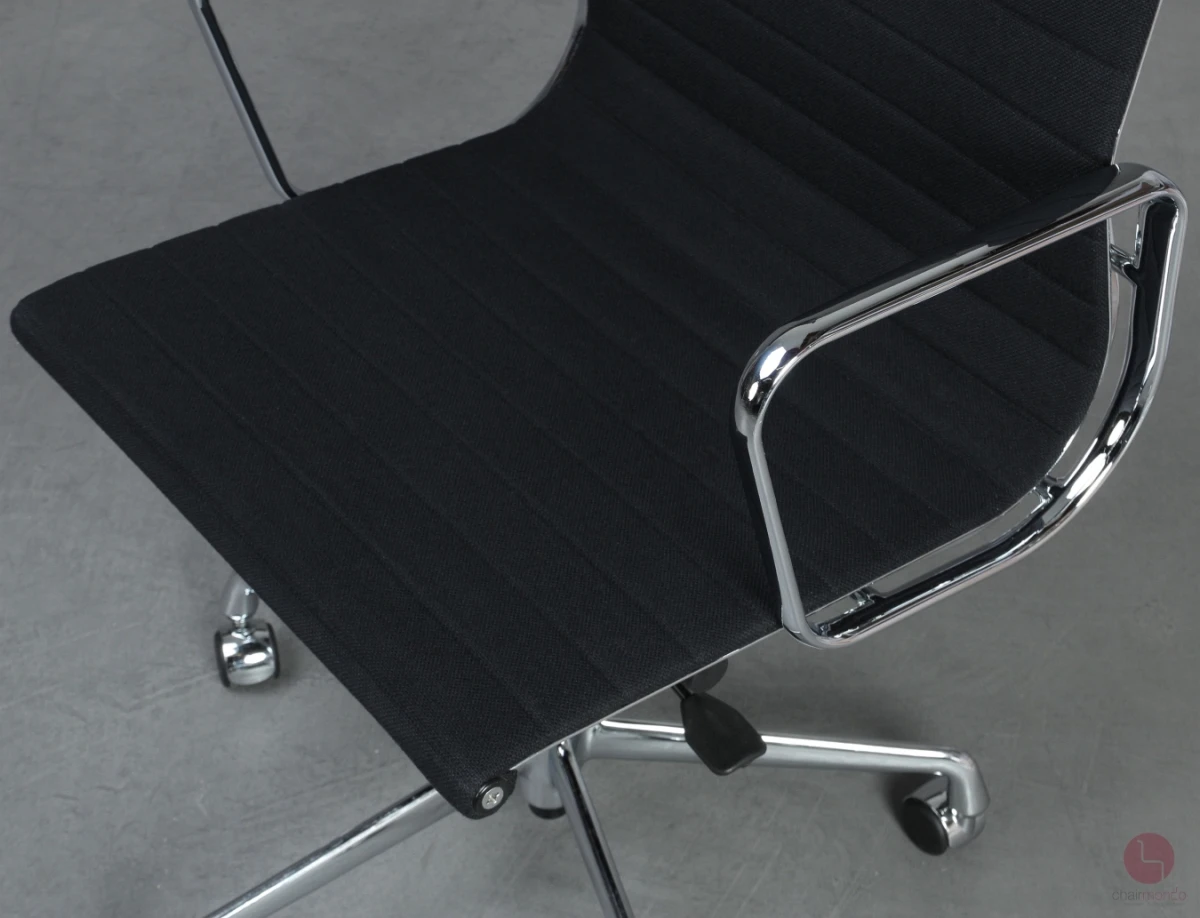 Vitra EA 117 Aluminium Chair Bürostuhl Hopsak Stoff Schwarz gebraucht