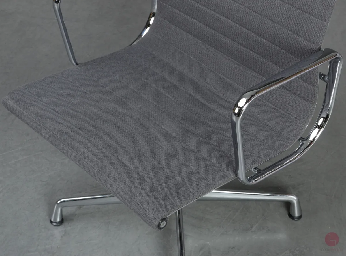 Vitra EA 107 Aluminium Chair Hopsak Grau gebraucht