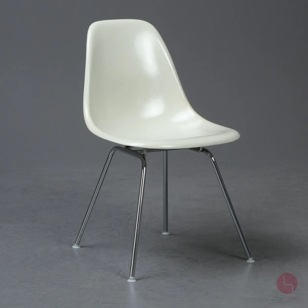 Vitra Eames Side Chair Beige Fiberglas DSX mit H-Base gebraucht