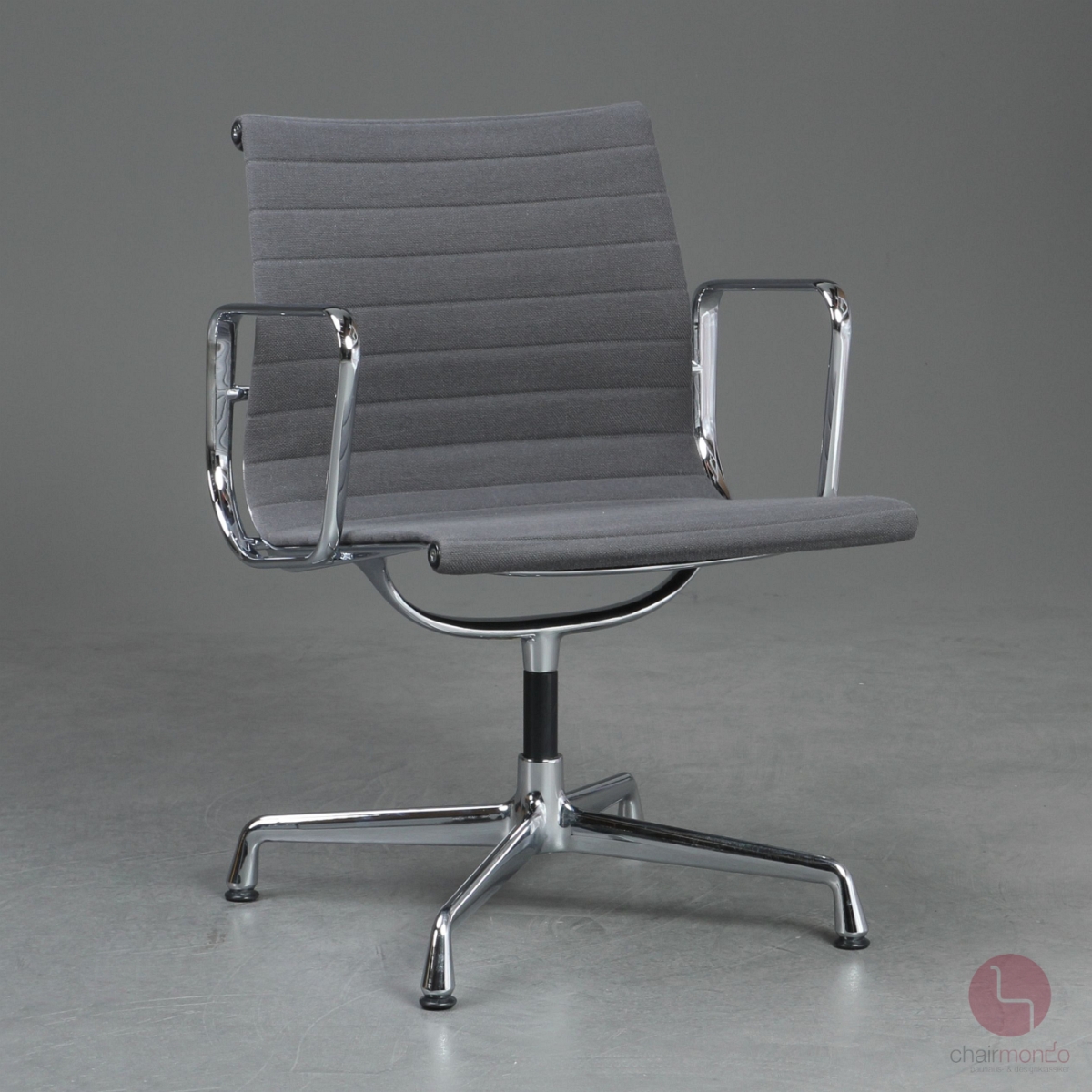 Vitra EA 107 Aluminium Chair Hopsak Grau gebraucht