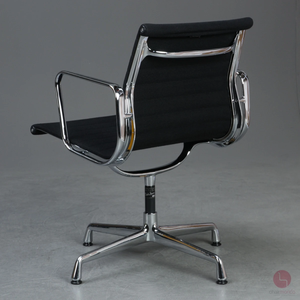 Vitra EA 108 Aluminium Chair Hopsak Schwarz 1980er gebraucht