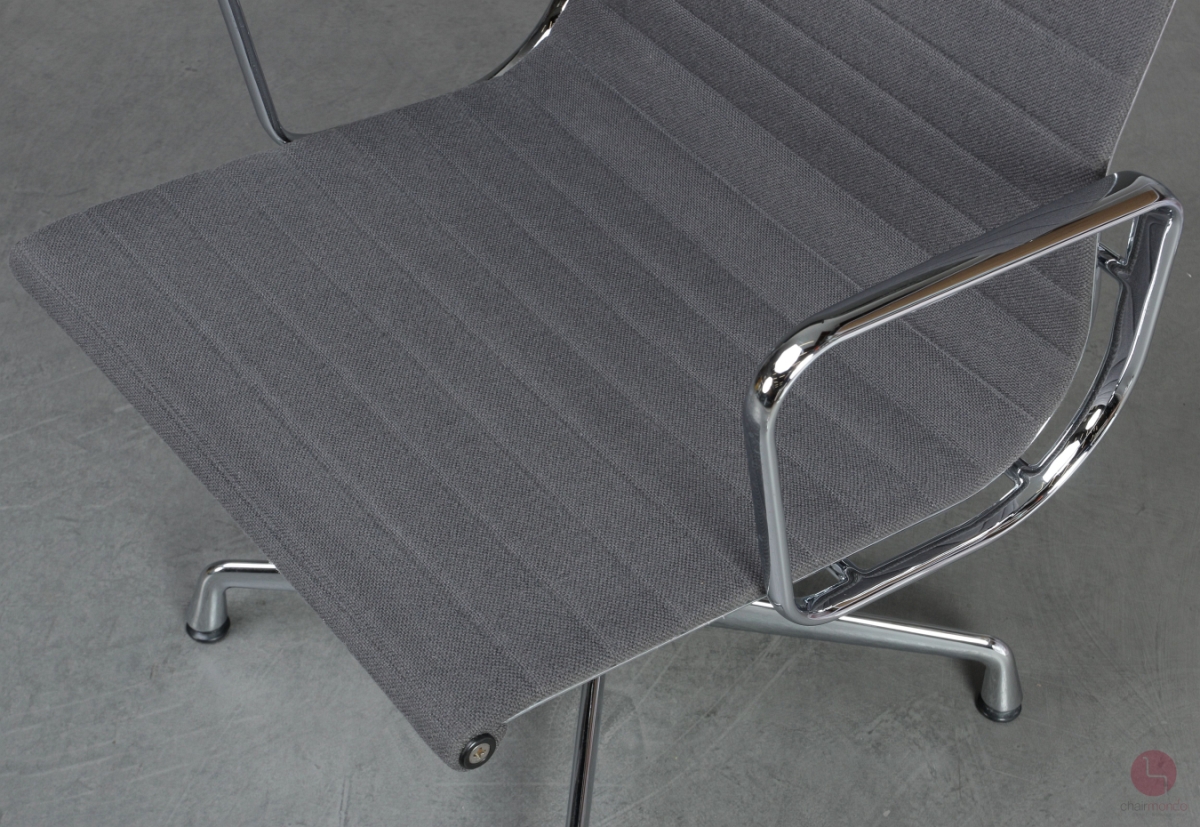 Vitra EA 107 Aluminium Chair Hopsak Grau gebraucht