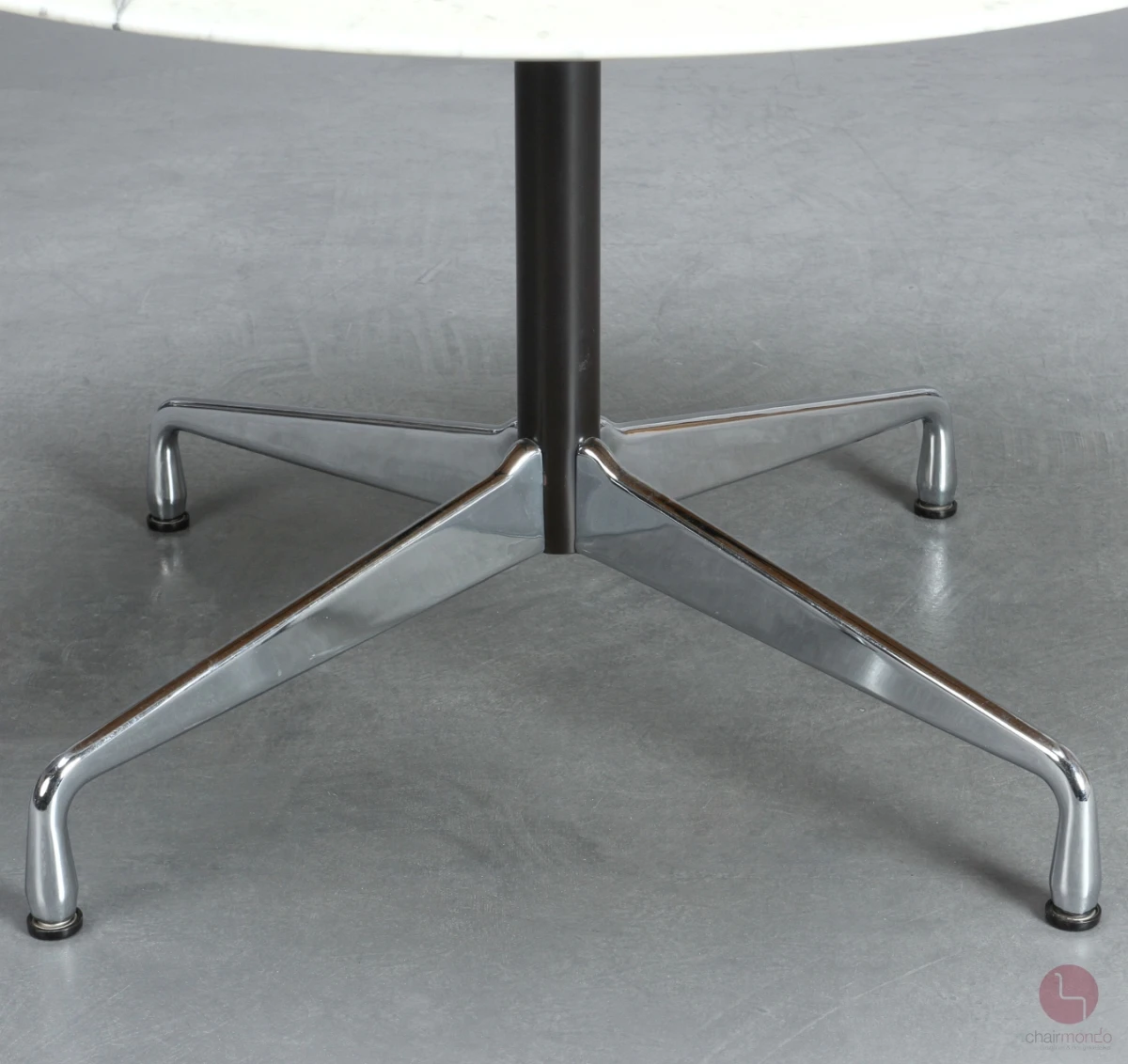 Vitra Segmented Table Lounge Tisch mit weißer Marmor Platte gebraucht Vitra Segmented Table Lounge Tisch mit weißer Marmor Platte gebraucht