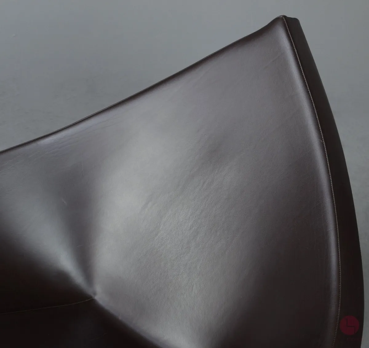 Vitra Coconut Chair mit Ottoman Leder Braun gebraucht
