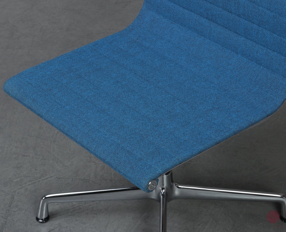 Vitra EA 101 Aluminium Chair Hopsak Blau gebraucht