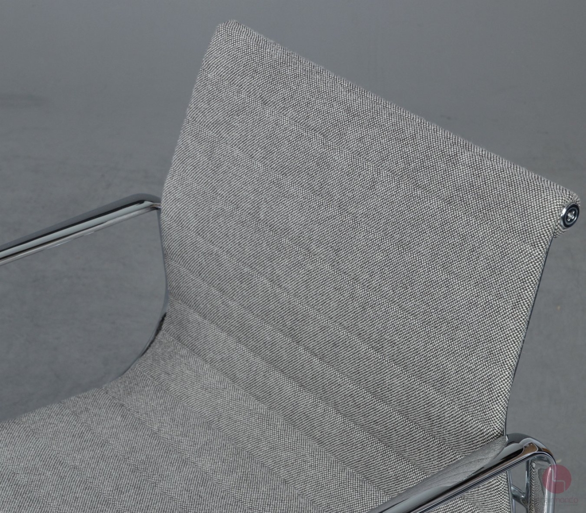 Vitra EA 104 Aluminium Chair Hopsak Grau gebraucht