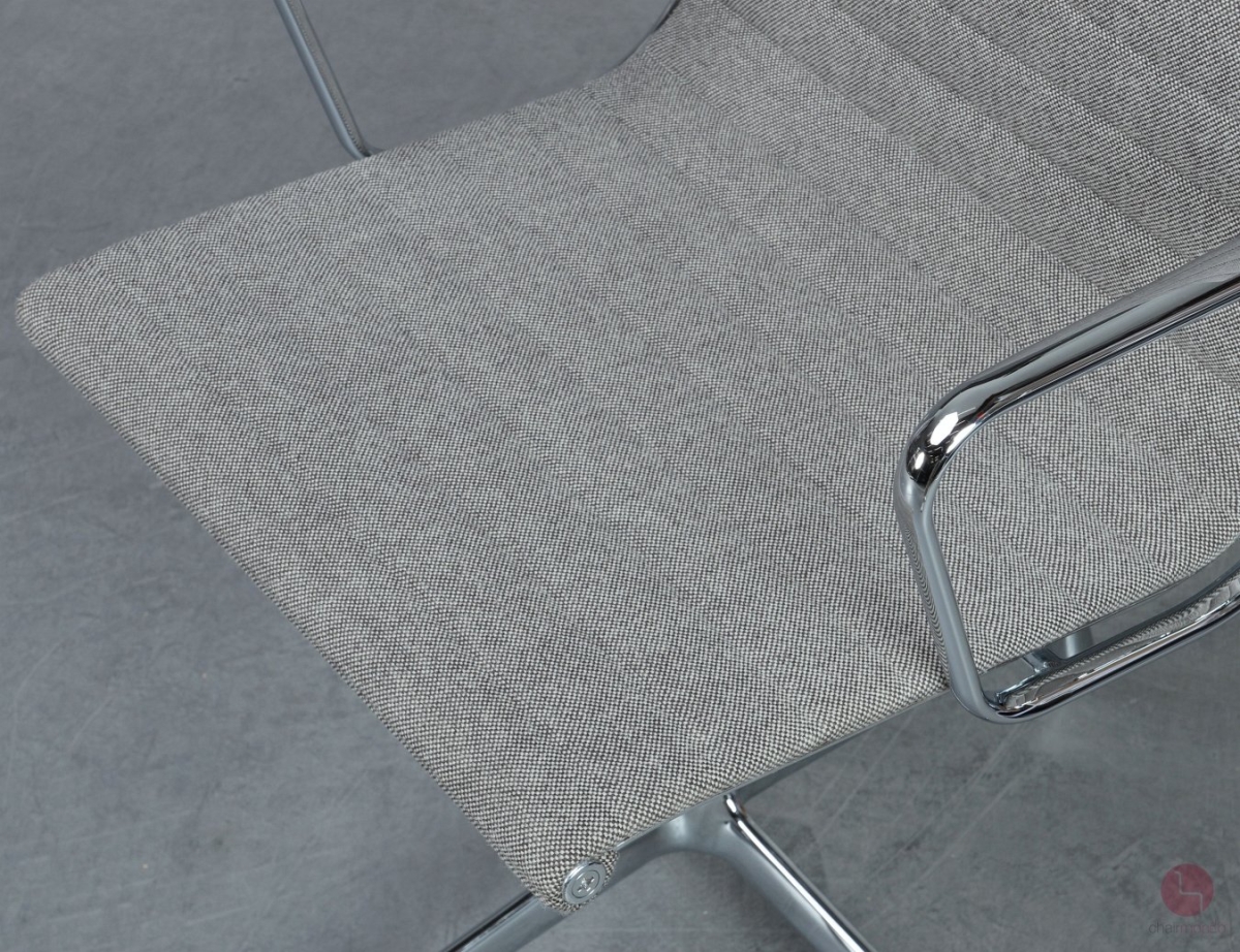 Vitra EA 104 Aluminium Chair Hopsak Grau gebraucht