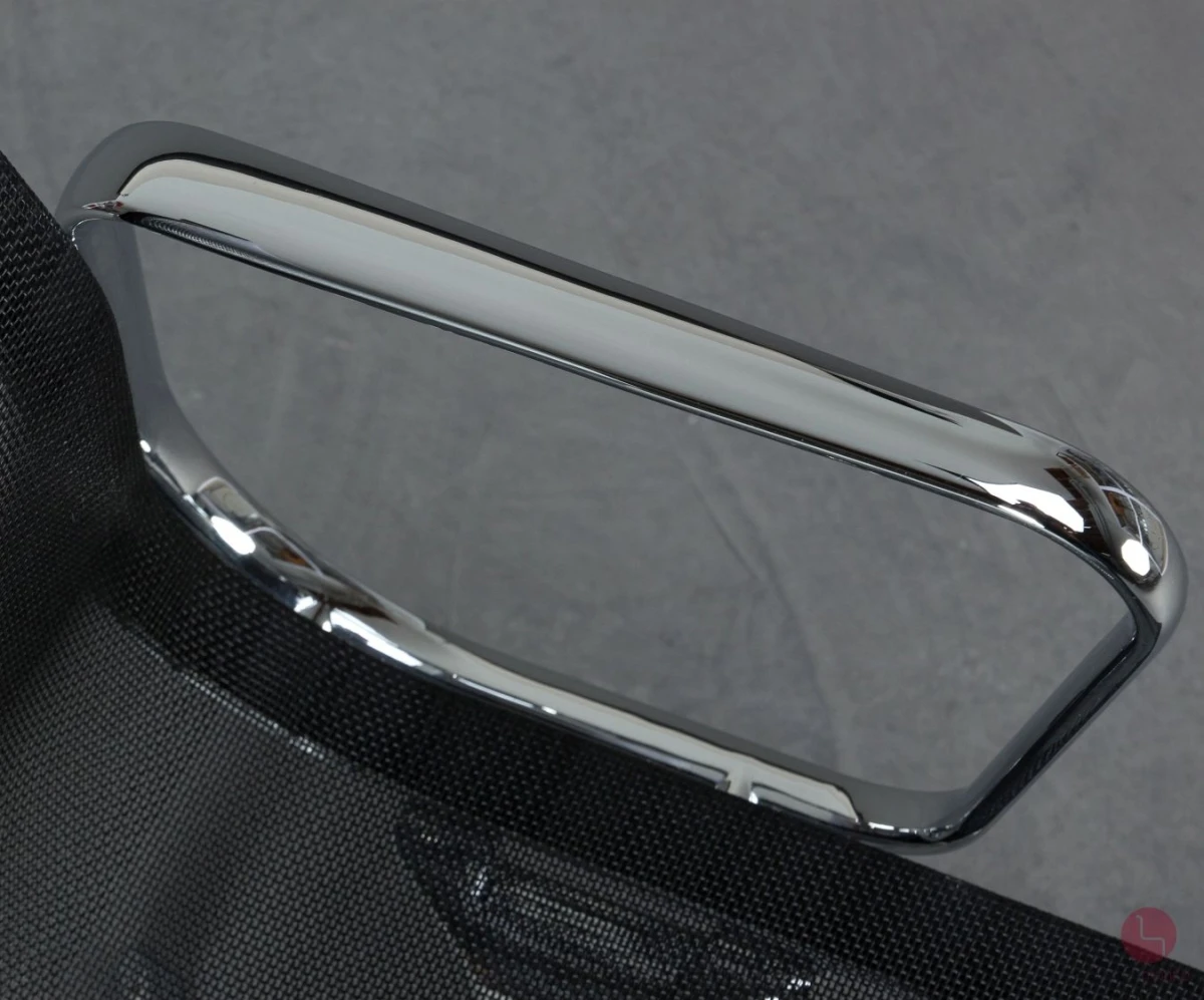 Vitra EA 107 Aluminium Chair Netzgewebe Schwarz verchromt gebraucht Vitra EA 107 Aluminium Chair Netzgewebe Schwarz verchromt gebraucht