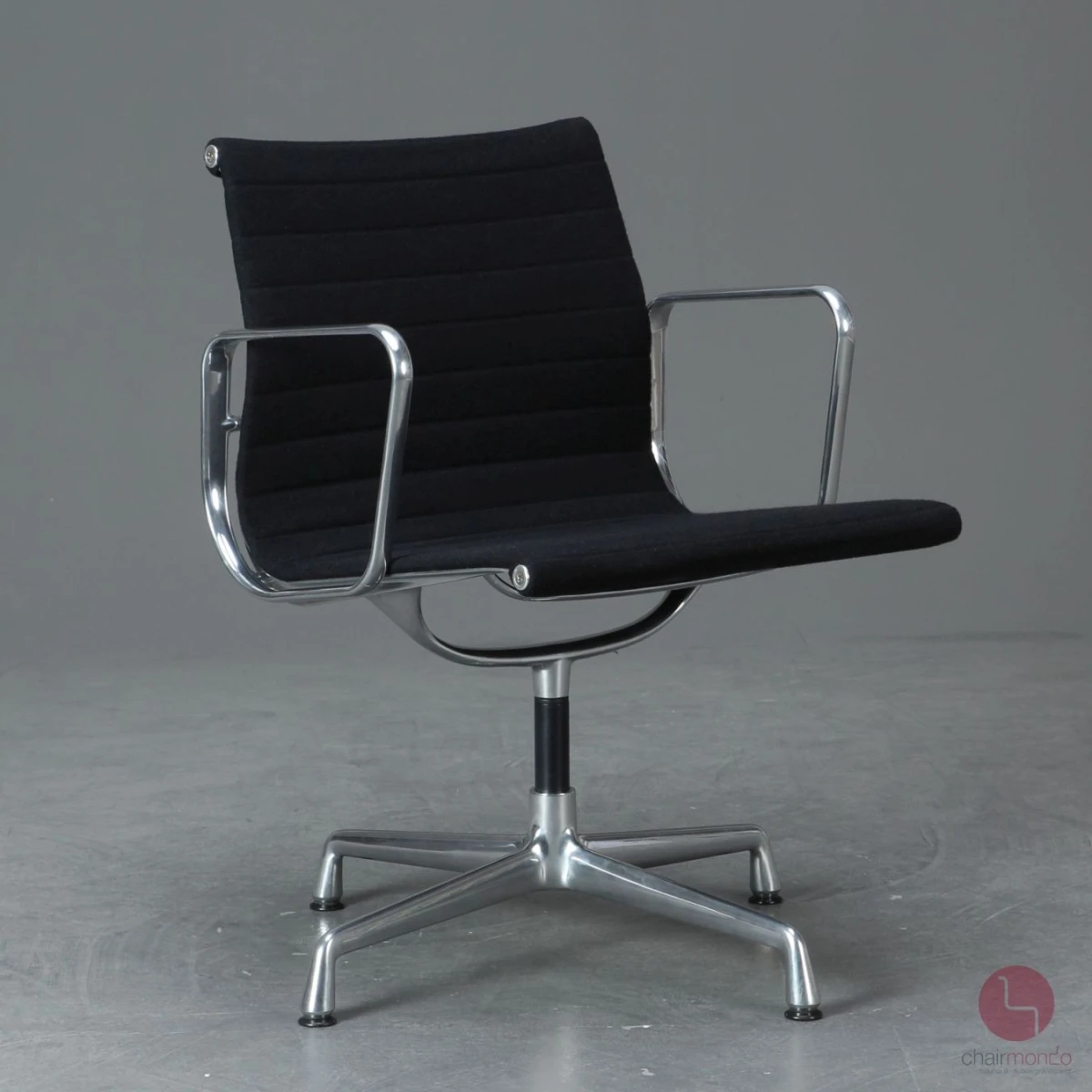 Vitra EA 108 Aluminium Chair Hopsak Schwarz Alu poliert gebraucht Vitra EA 108 Aluminium Chair Hopsak Schwarz Alu poliert gebraucht