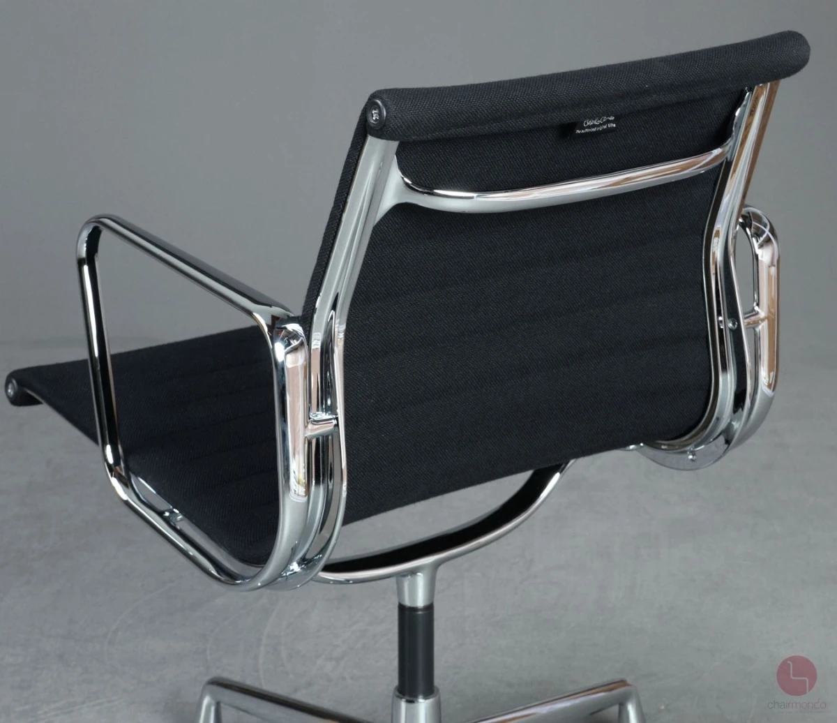 Vitra EA 108 Aluminium Chair Hopsak Schwarz gebraucht