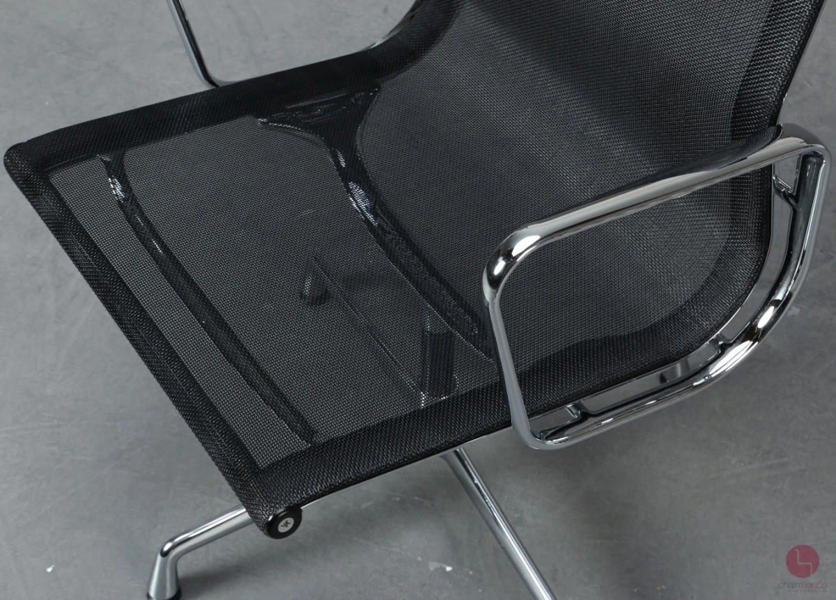 Vitra EA 108 Aluminium Chair Netzgewebe Schwarz gebraucht Vitra EA 108 Aluminium Chair Netzgewebe Schwarz gebraucht