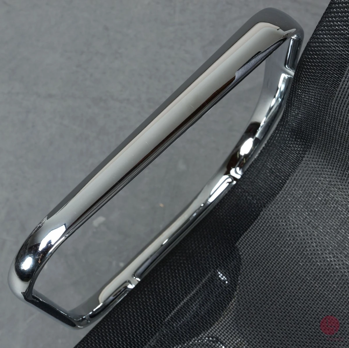 Vitra EA 108 Aluminium Chair Netzgewebe Schwarz gebraucht Vitra EA 108 Aluminium Chair Netzgewebe Schwarz gebraucht