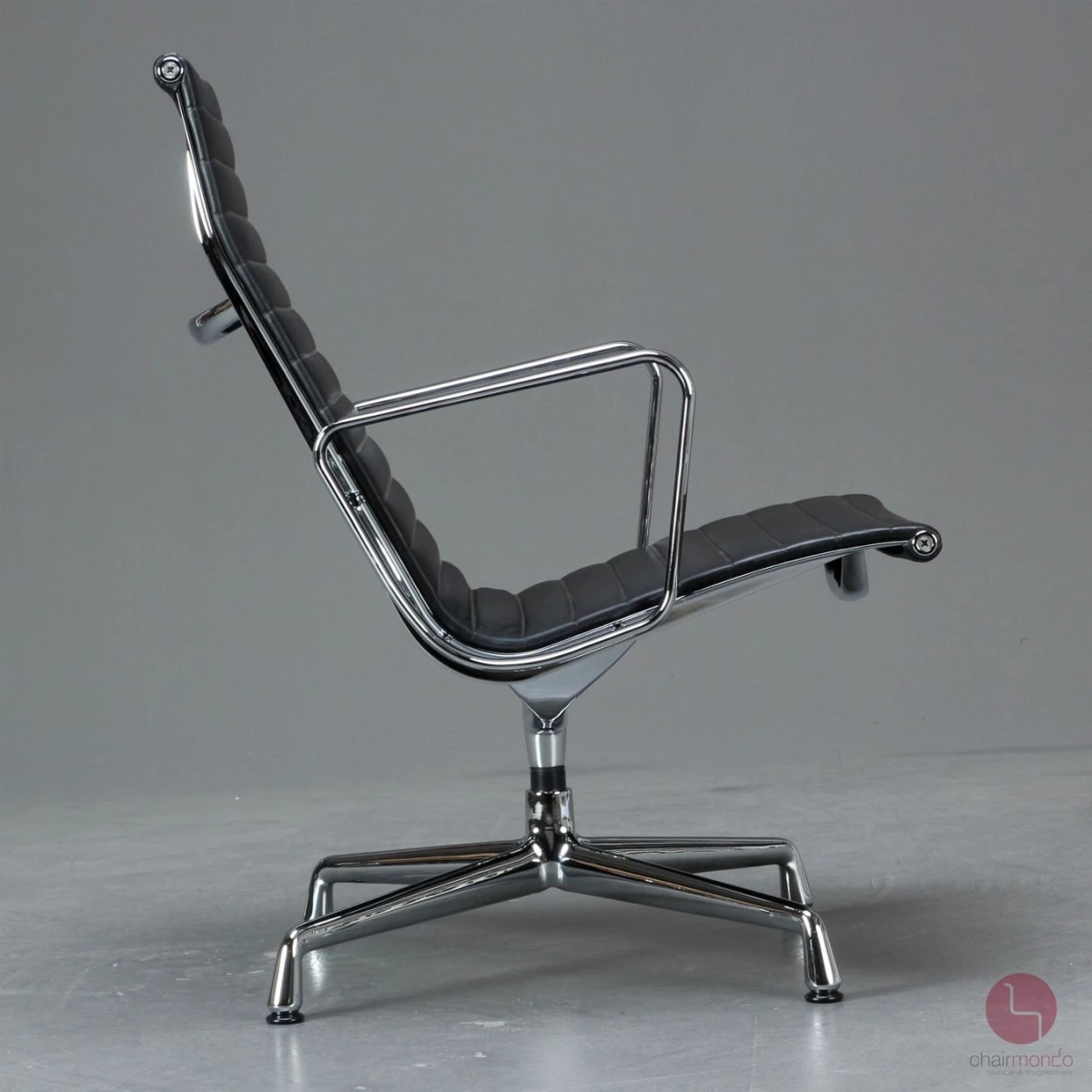 Vitra EA 116 Aluminium Chair Sessel Leder Schwarz gebraucht