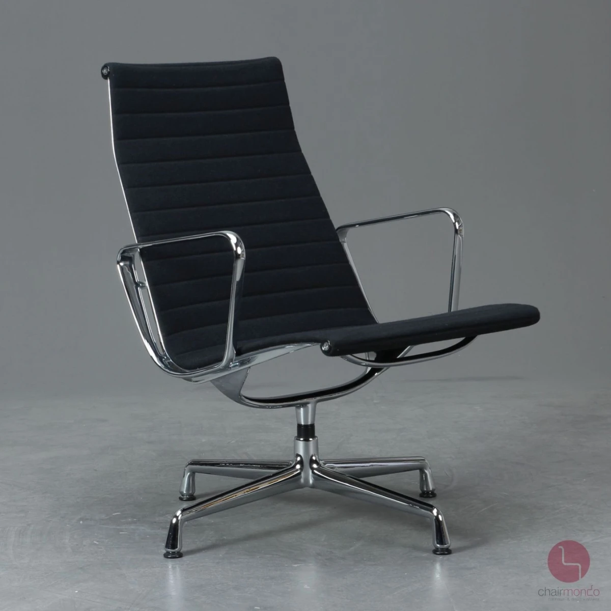 Vitra-EA-116-Hopsak-Schwarz-gebraucht-Frontansicht-S4771