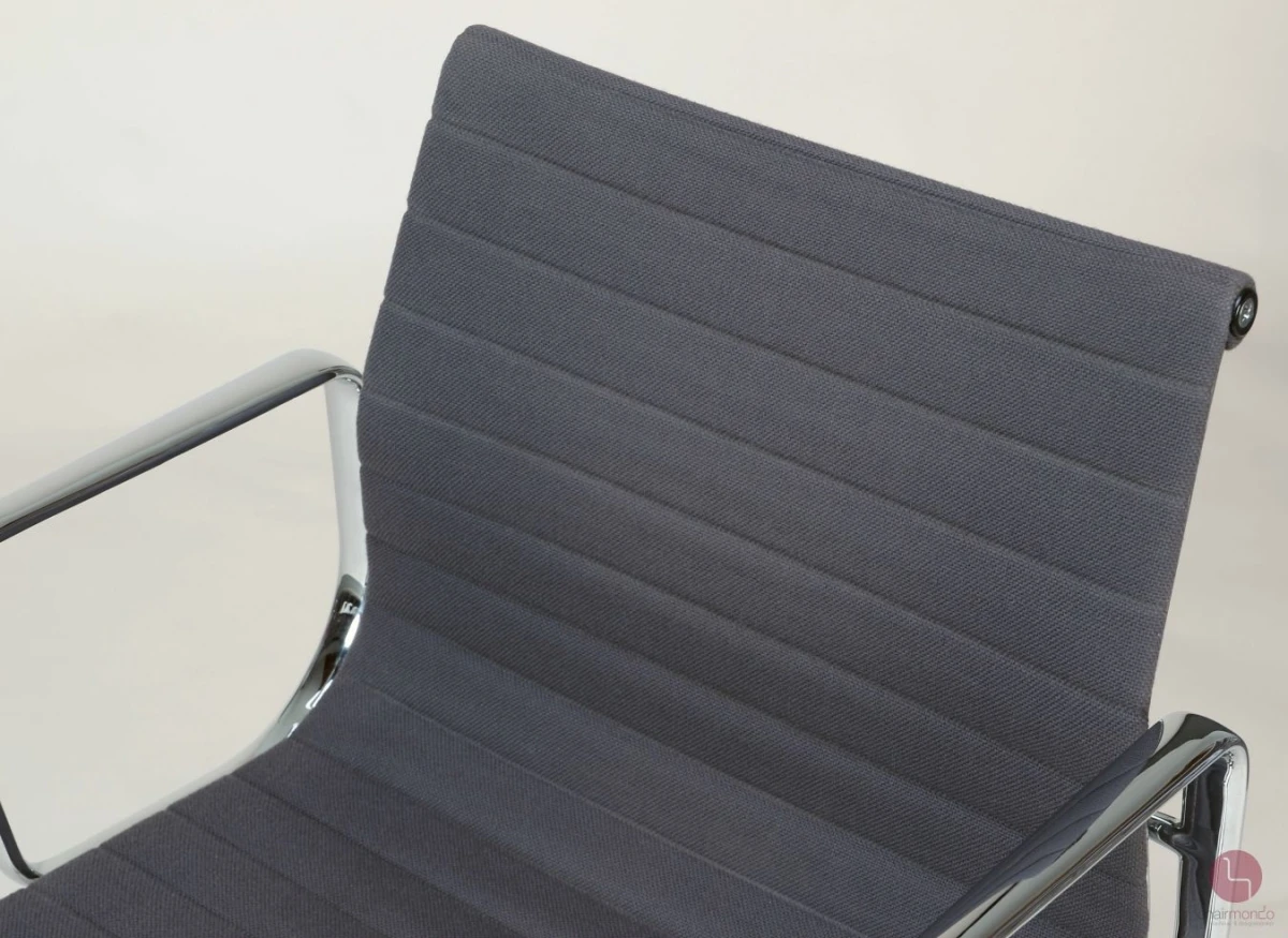 Vitra EA 117 Aluminium Chair Hopsak Grau gebraucht Vitra EA 117 Aluminium Chair Hopsak Grau gebraucht