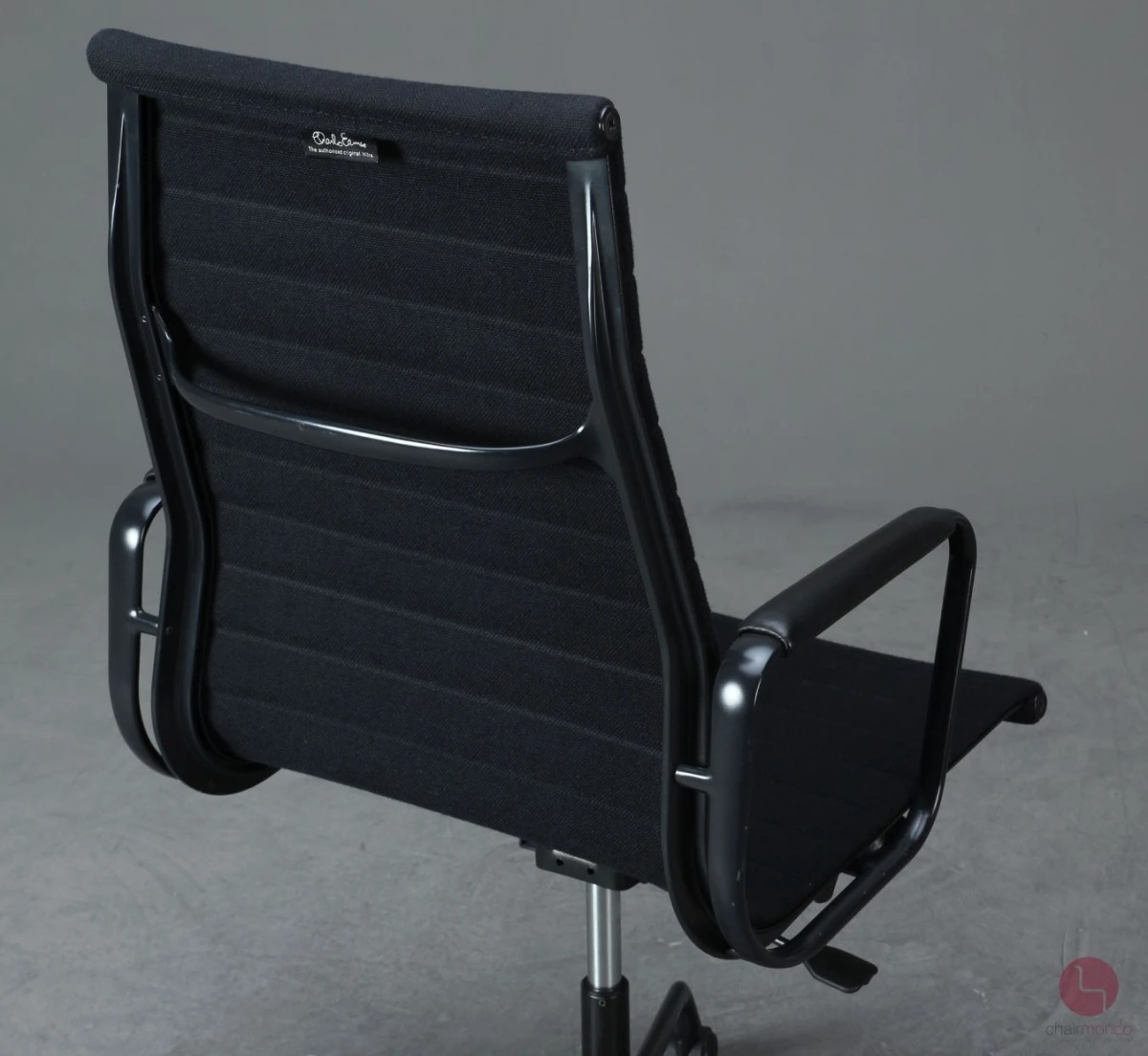 Vitra EA 119 Aluminium Chair Hopsak Schwarz Gestell Schwarz gebraucht
