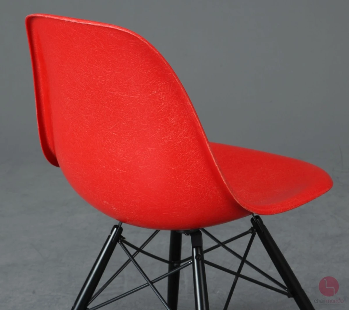 Vitra Eames DSW Side Chair Fiberglas Hermann Miller Rot Ahorngestell gebraucht Vitra Eames DSW Side Chair Fiberglas Hermann Miller Rot Ahorngestell gebraucht
